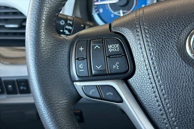 2018 Toyota Sienna XLE 8 Passenger