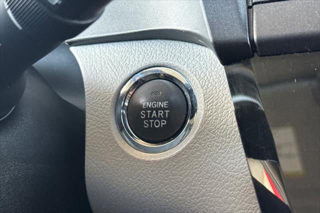 2019 Toyota Sienna XLE 8 Passenger