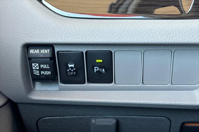 2019 Toyota Sienna XLE 8 Passenger