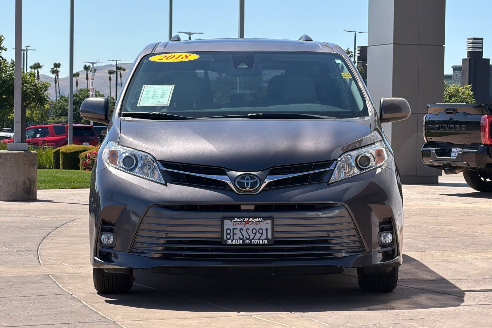 2018 Toyota Sienna XLE 8 Passenger