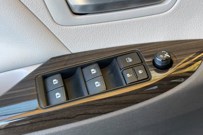 2018 Toyota Sienna XLE 8 Passenger