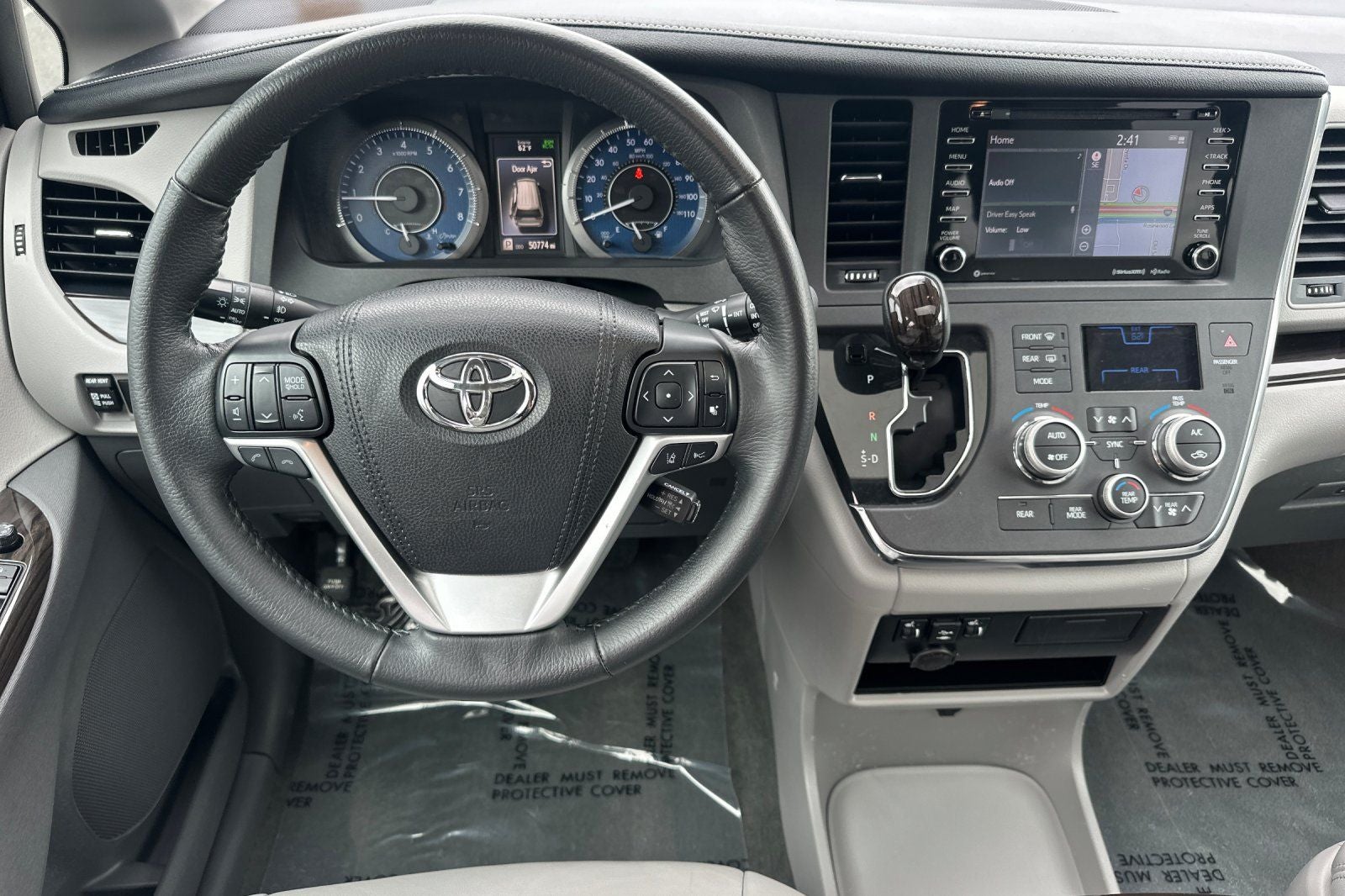 2018 Toyota Sienna XLE 8 Passenger