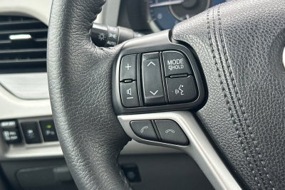 2018 Toyota Sienna XLE 8 Passenger