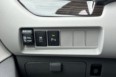 2018 Toyota Sienna XLE 8 Passenger