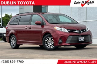 2018 Toyota Sienna XLE 8 Passenger