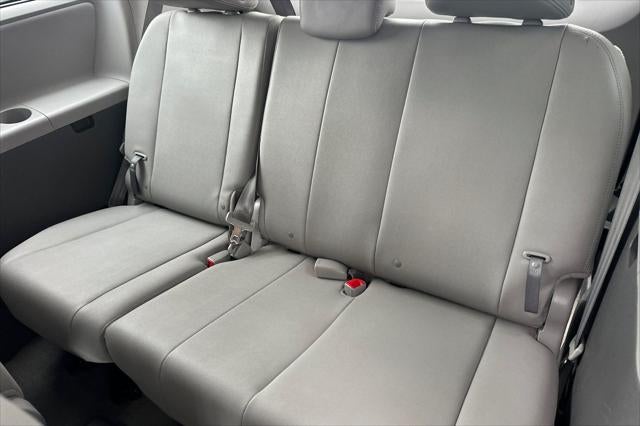 2018 Toyota Sienna XLE 8 Passenger