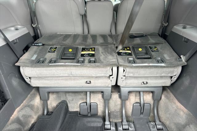 2018 Toyota Sienna XLE 8 Passenger