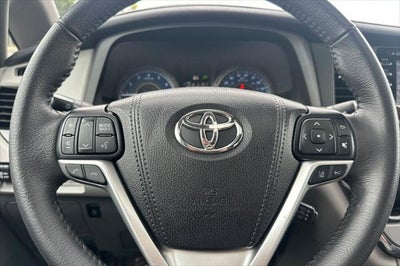 2018 Toyota Sienna XLE 8 Passenger