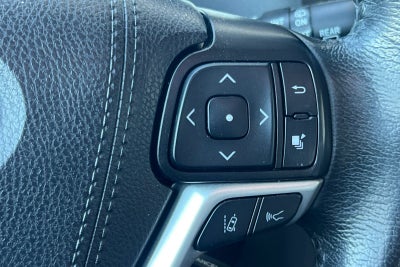 2020 Toyota Sienna XLE 8 Passenger