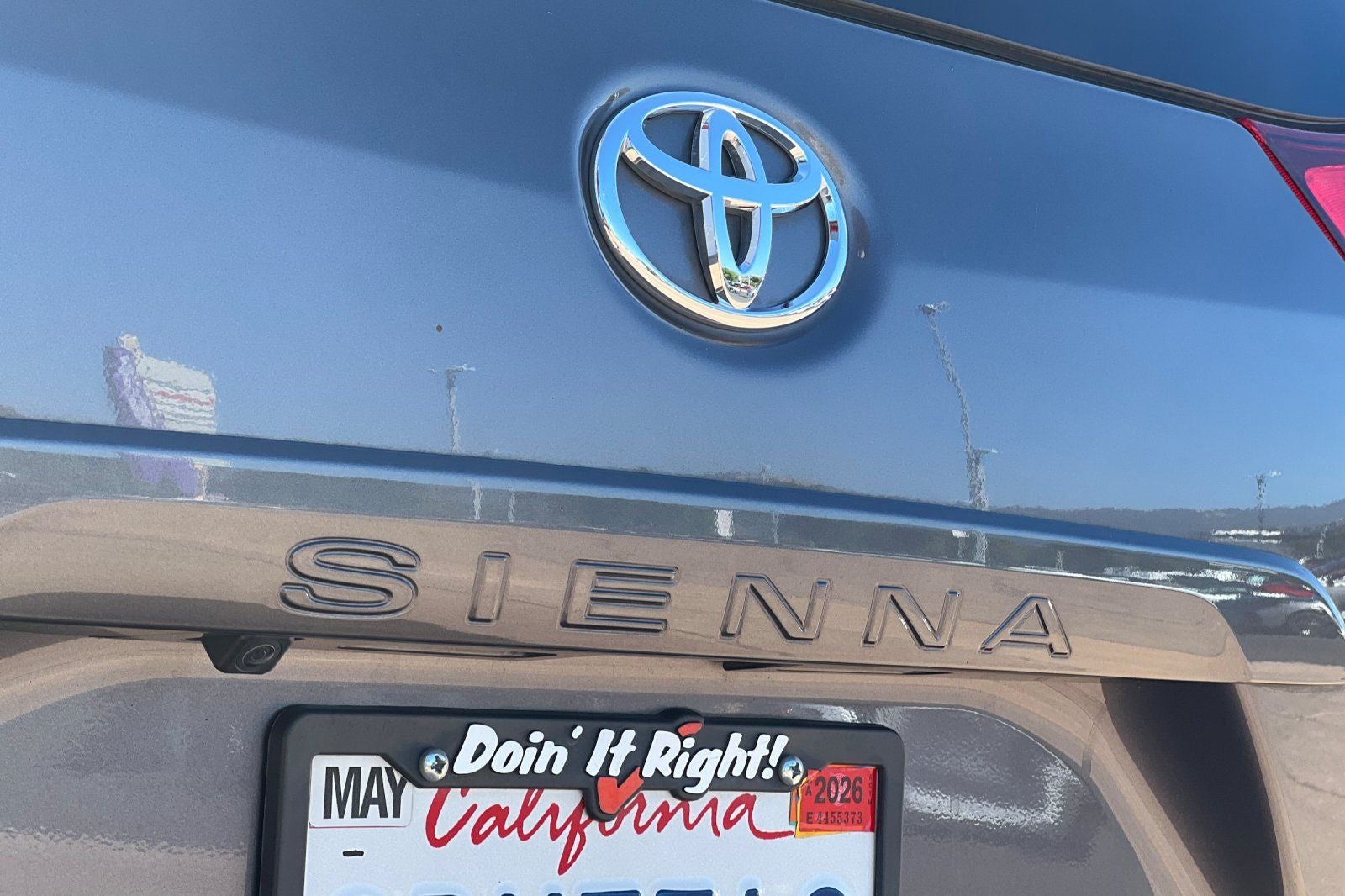 2020 Toyota Sienna XLE 8 Passenger