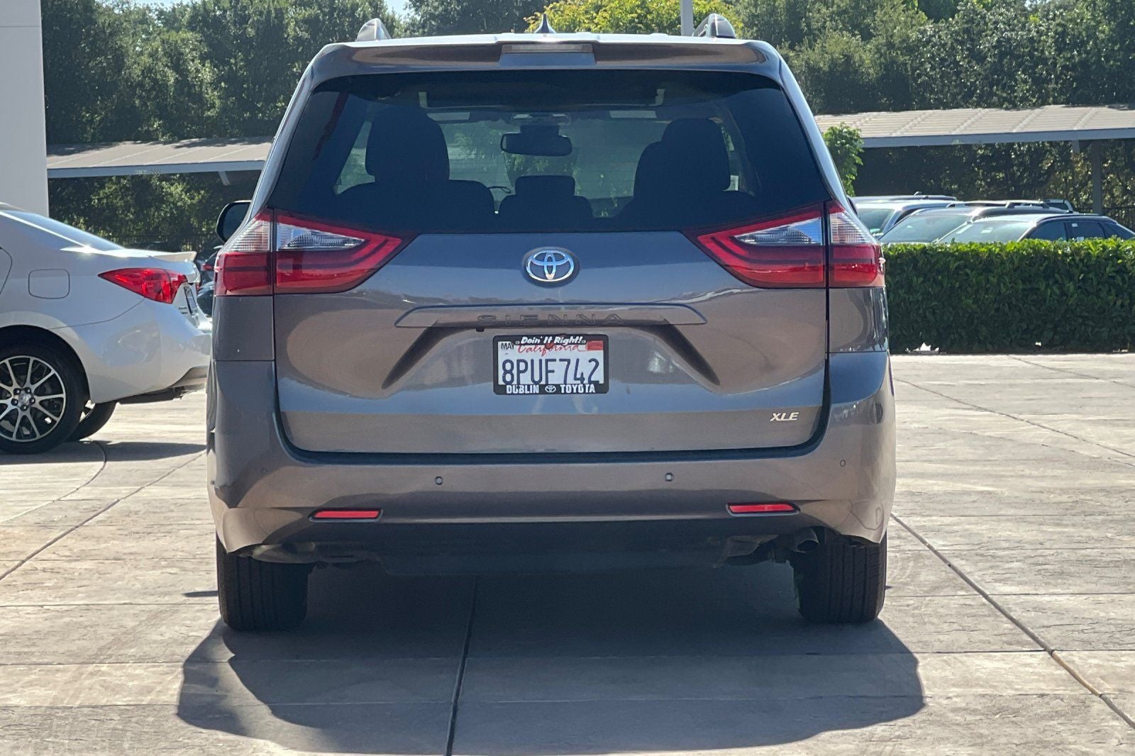 2020 Toyota Sienna XLE 8 Passenger