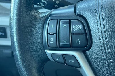 2020 Toyota Sienna XLE 8 Passenger