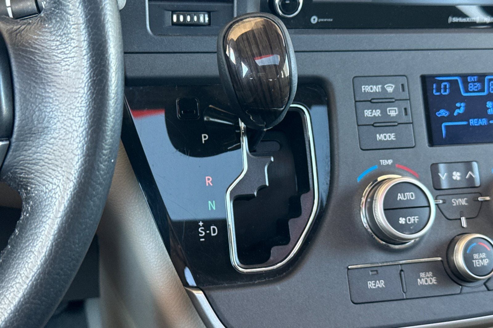 2020 Toyota Sienna XLE 8 Passenger