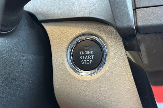 2020 Toyota Sienna XLE 8 Passenger