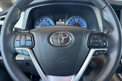 2020 Toyota Sienna XLE 8 Passenger