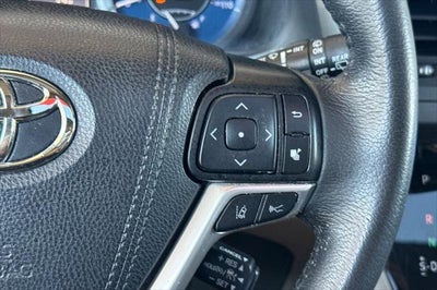 2020 Toyota Sienna XLE 8 Passenger