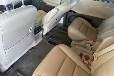 2020 Toyota Sienna XLE 8 Passenger