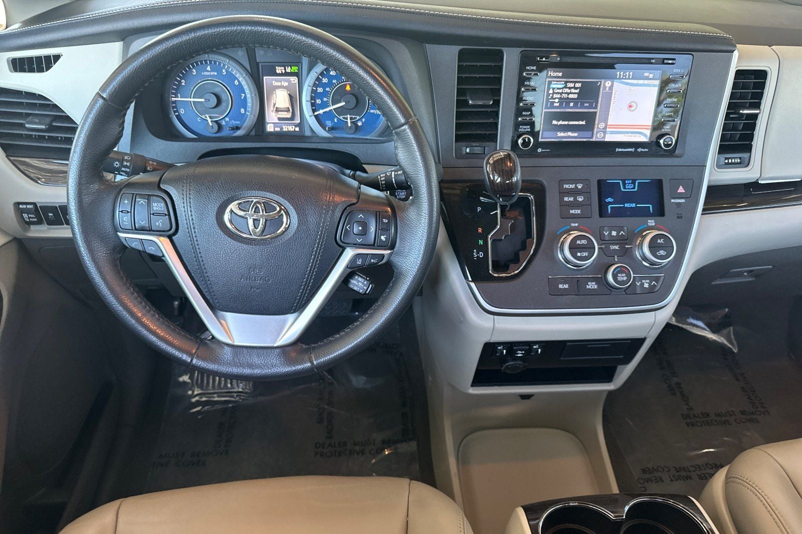 2020 Toyota Sienna XLE 8 Passenger