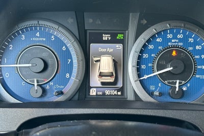 2018 Toyota Sienna XLE 8 Passenger