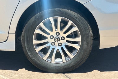 2020 Toyota Sienna XLE 8 Passenger