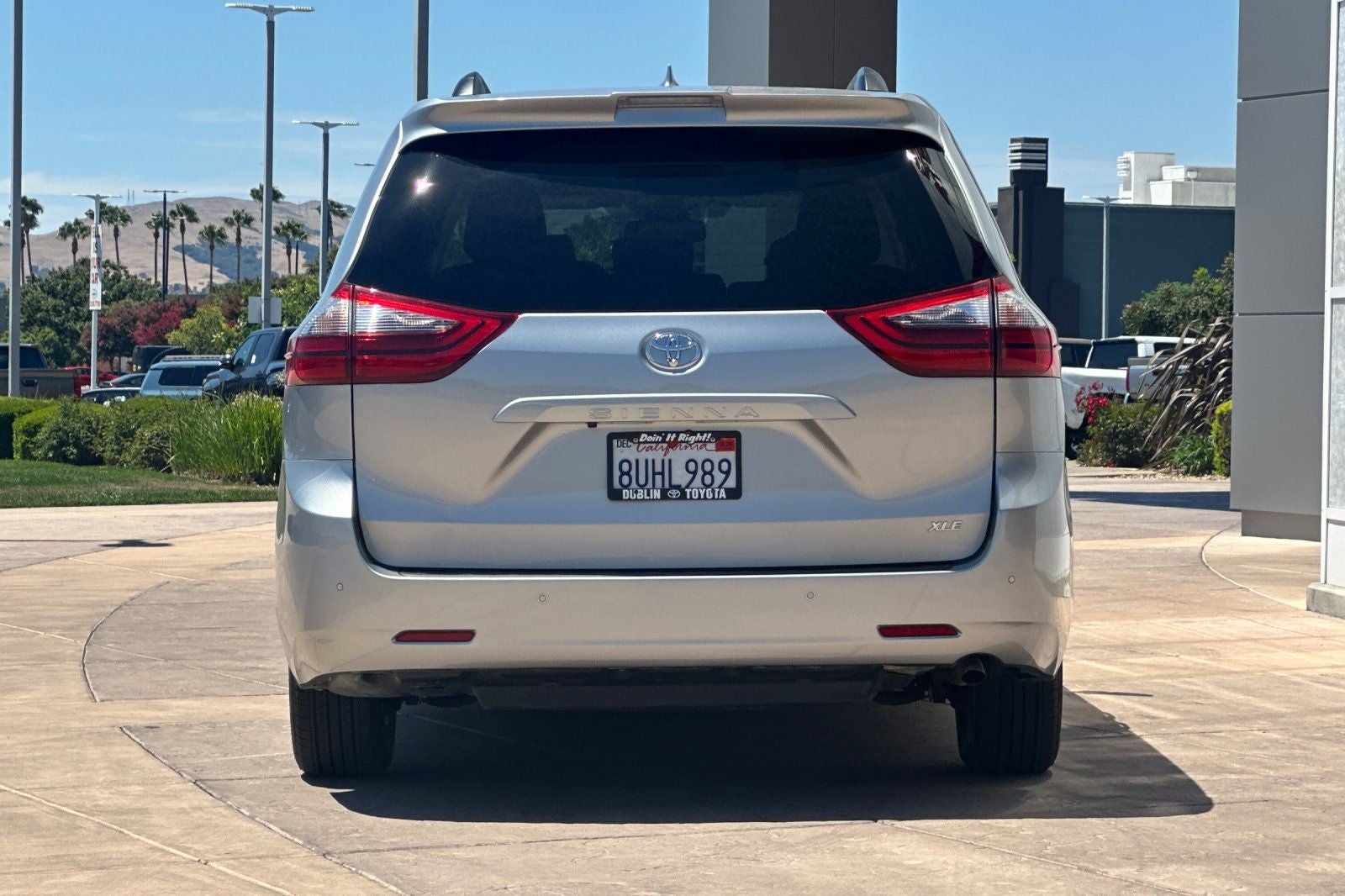 2020 Toyota Sienna XLE 8 Passenger