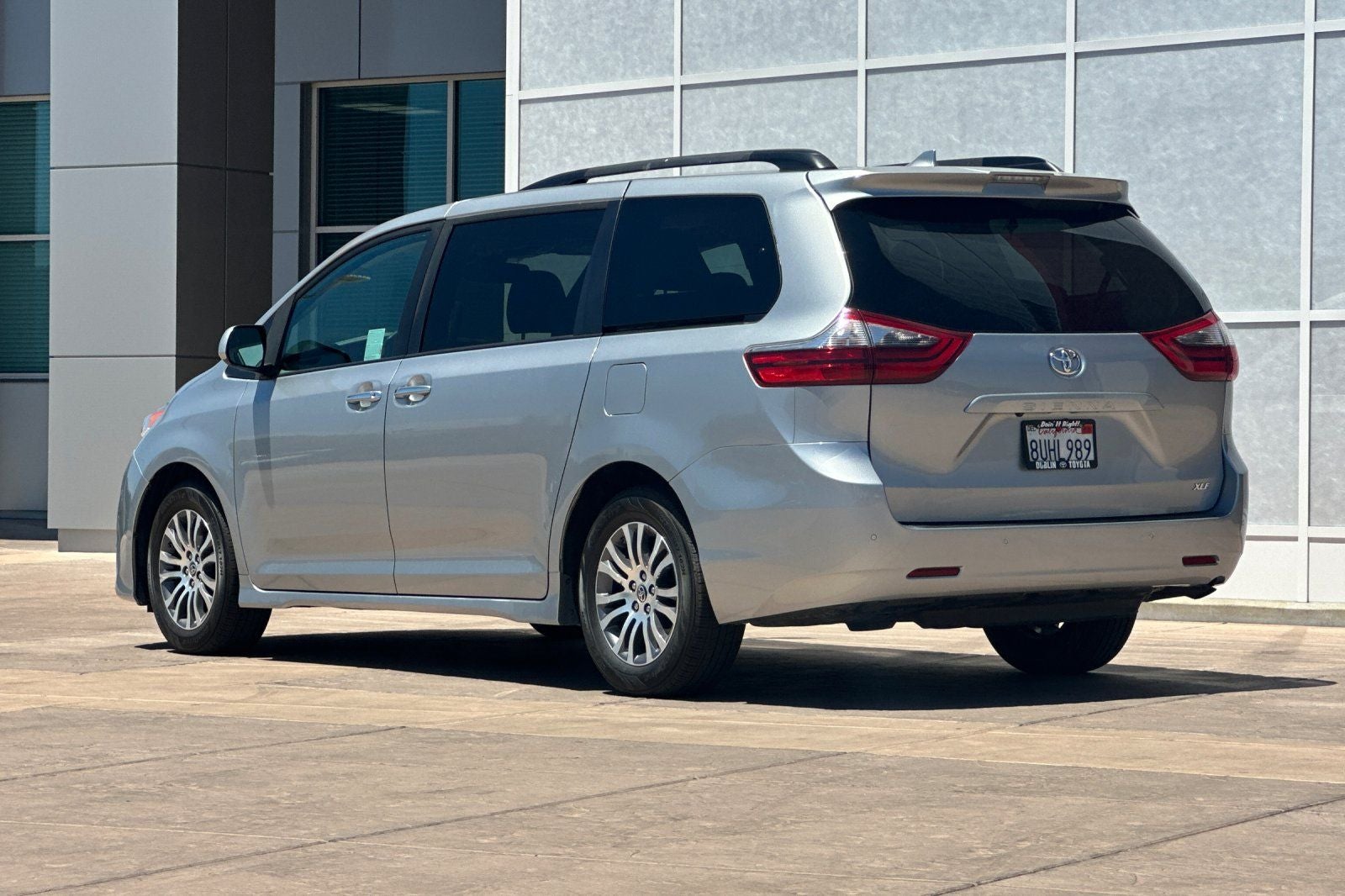 2020 Toyota Sienna XLE 8 Passenger