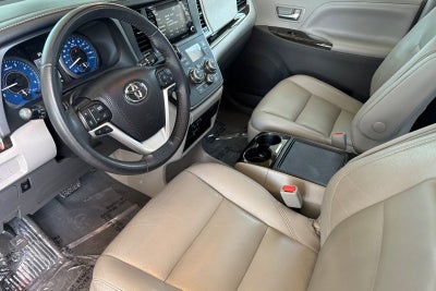 2020 Toyota Sienna XLE 8 Passenger
