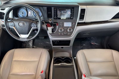 2020 Toyota Sienna XLE 8 Passenger