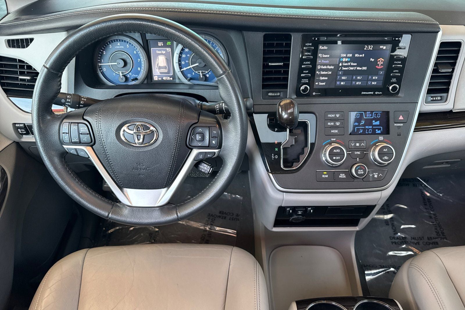 2020 Toyota Sienna XLE 8 Passenger