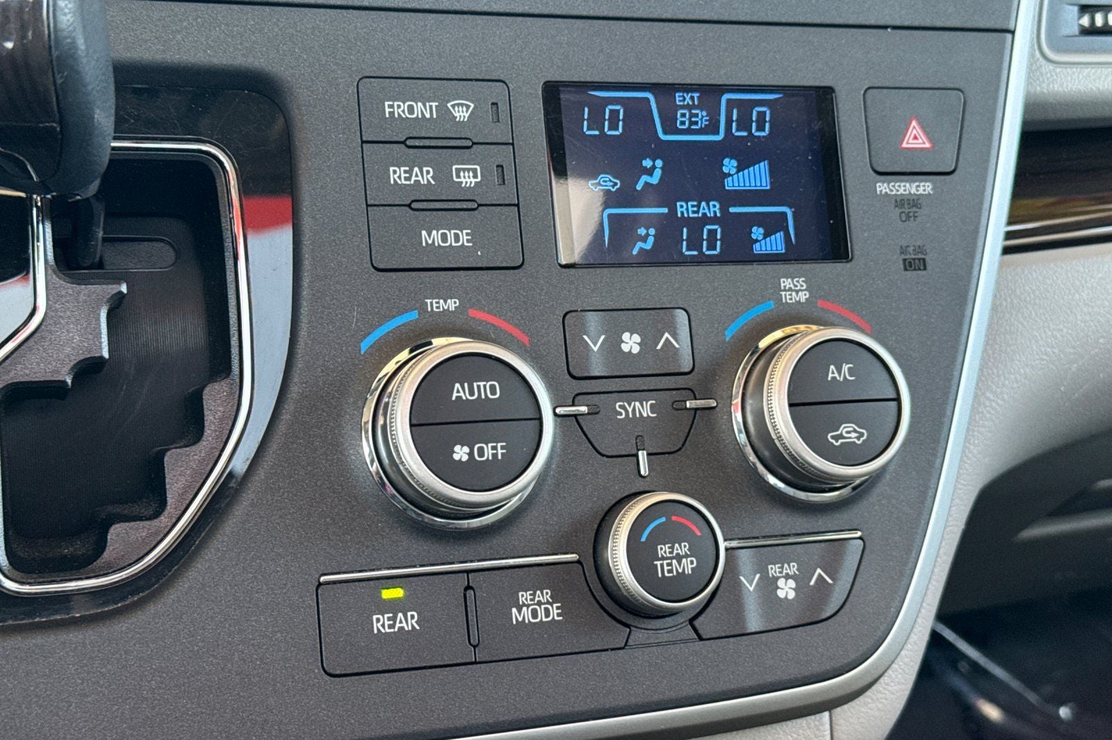 2020 Toyota Sienna XLE 8 Passenger