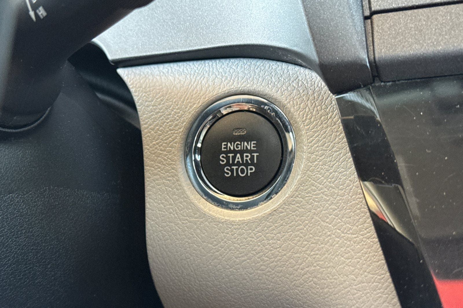 2020 Toyota Sienna XLE 8 Passenger