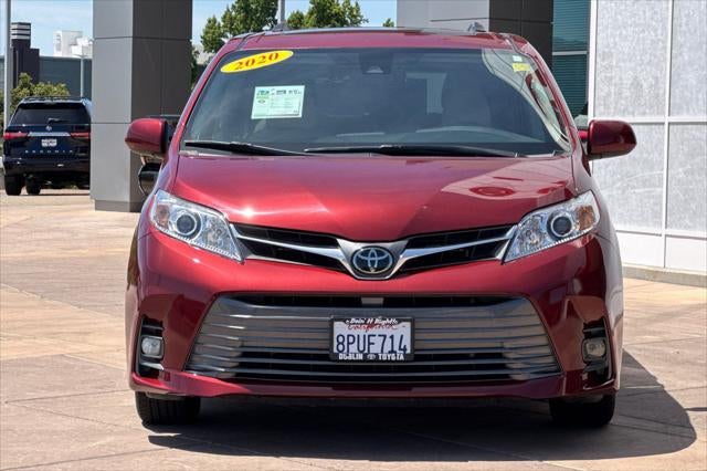 2020 Toyota Sienna XLE 8 Passenger