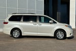 2017 Toyota Sienna XLE Premium 8 Passenger
