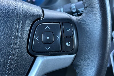 2017 Toyota Sienna XLE Premium 8 Passenger