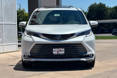 2026 Toyota Sienna Limited 7 Passenger