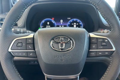 2026 Toyota Sienna Limited 7 Passenger