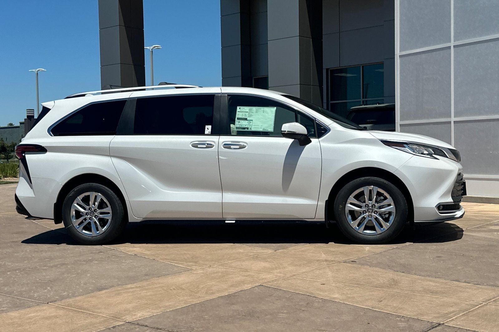 2026 Toyota Sienna Limited 7 Passenger
