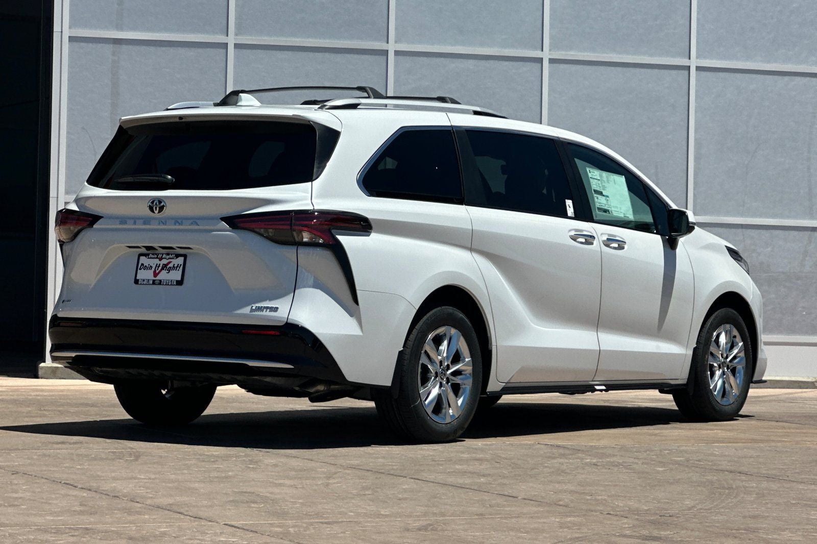 2026 Toyota Sienna Limited 7 Passenger