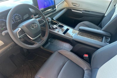 2026 Toyota Sienna Limited 7 Passenger