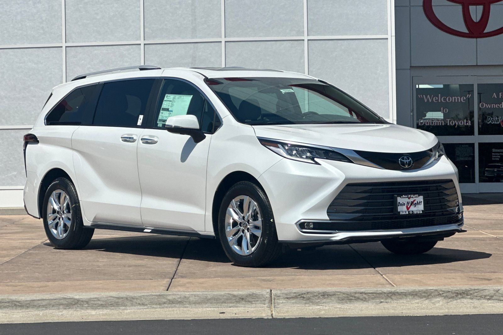 2026 Toyota Sienna Limited 7 Passenger