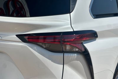 2026 Toyota Sienna Limited 7 Passenger
