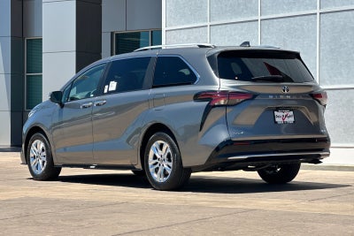 2026 Toyota Sienna Limited 7 Passenger