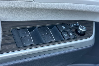 2023 Toyota Sienna Limited 7 Passenger