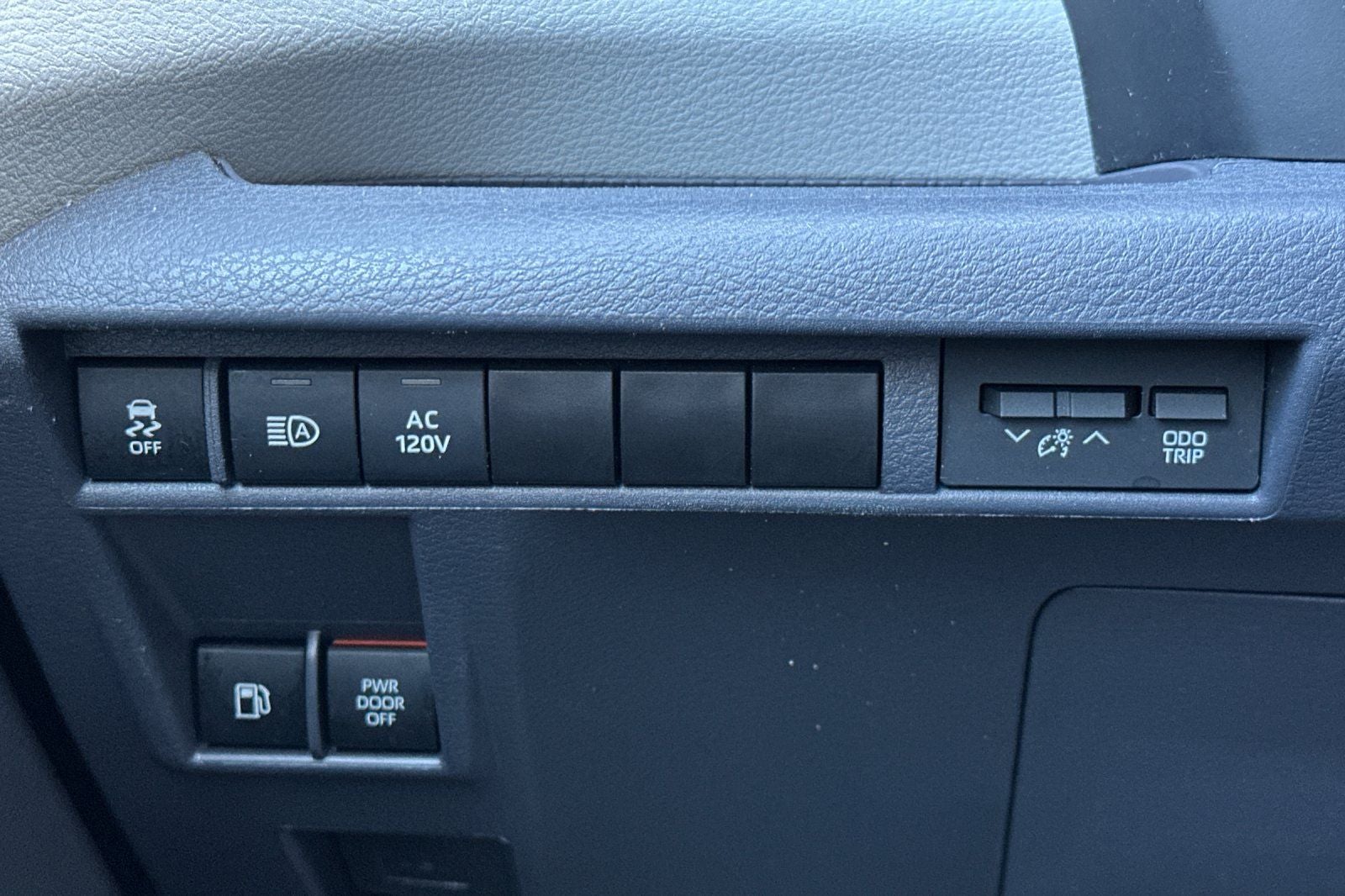 2023 Toyota Sienna Limited 7 Passenger