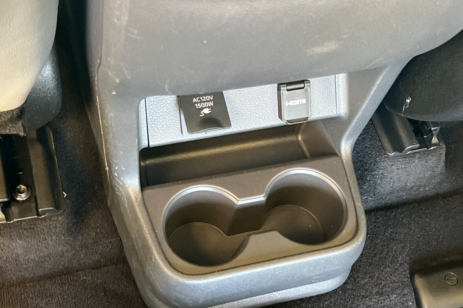 2022 Toyota Sienna Limited 7 Passenger