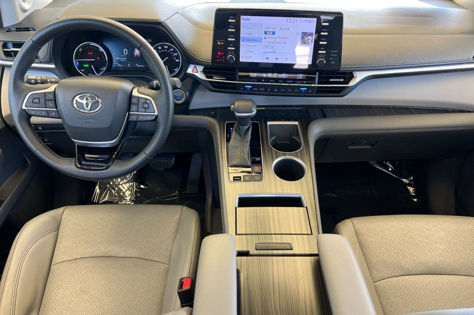 2022 Toyota Sienna Limited 7 Passenger