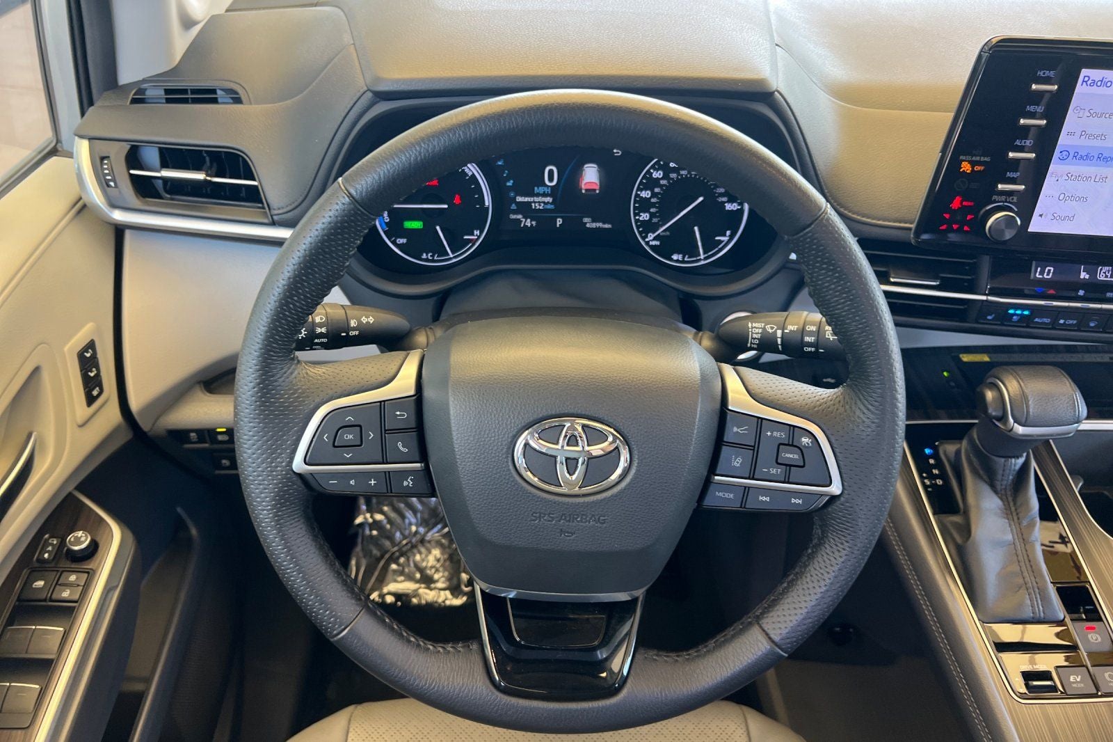 2022 Toyota Sienna Limited 7 Passenger