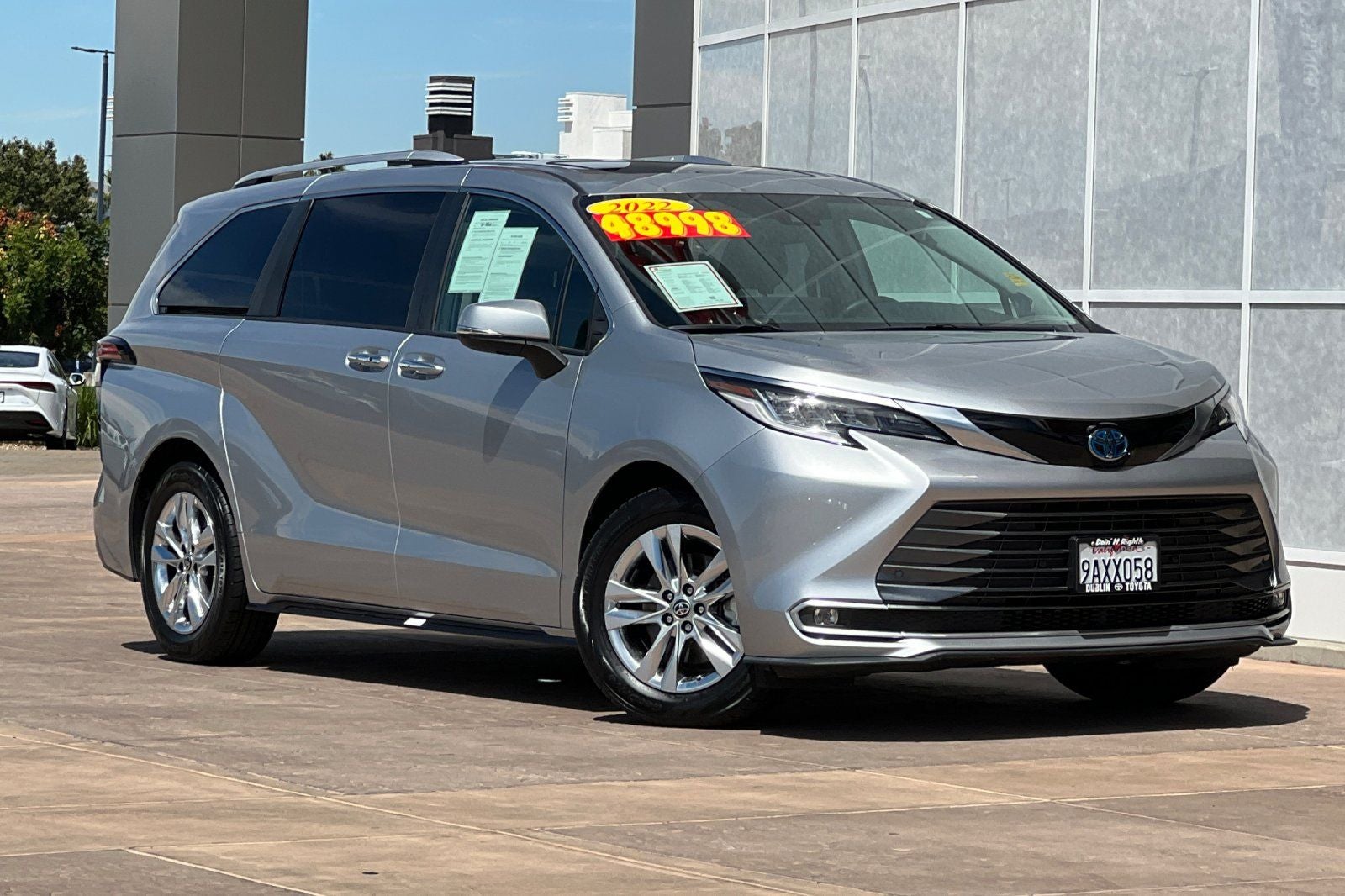 2022 Toyota Sienna Limited 7 Passenger