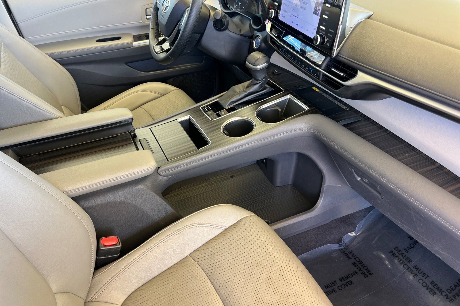 2022 Toyota Sienna Limited 7 Passenger