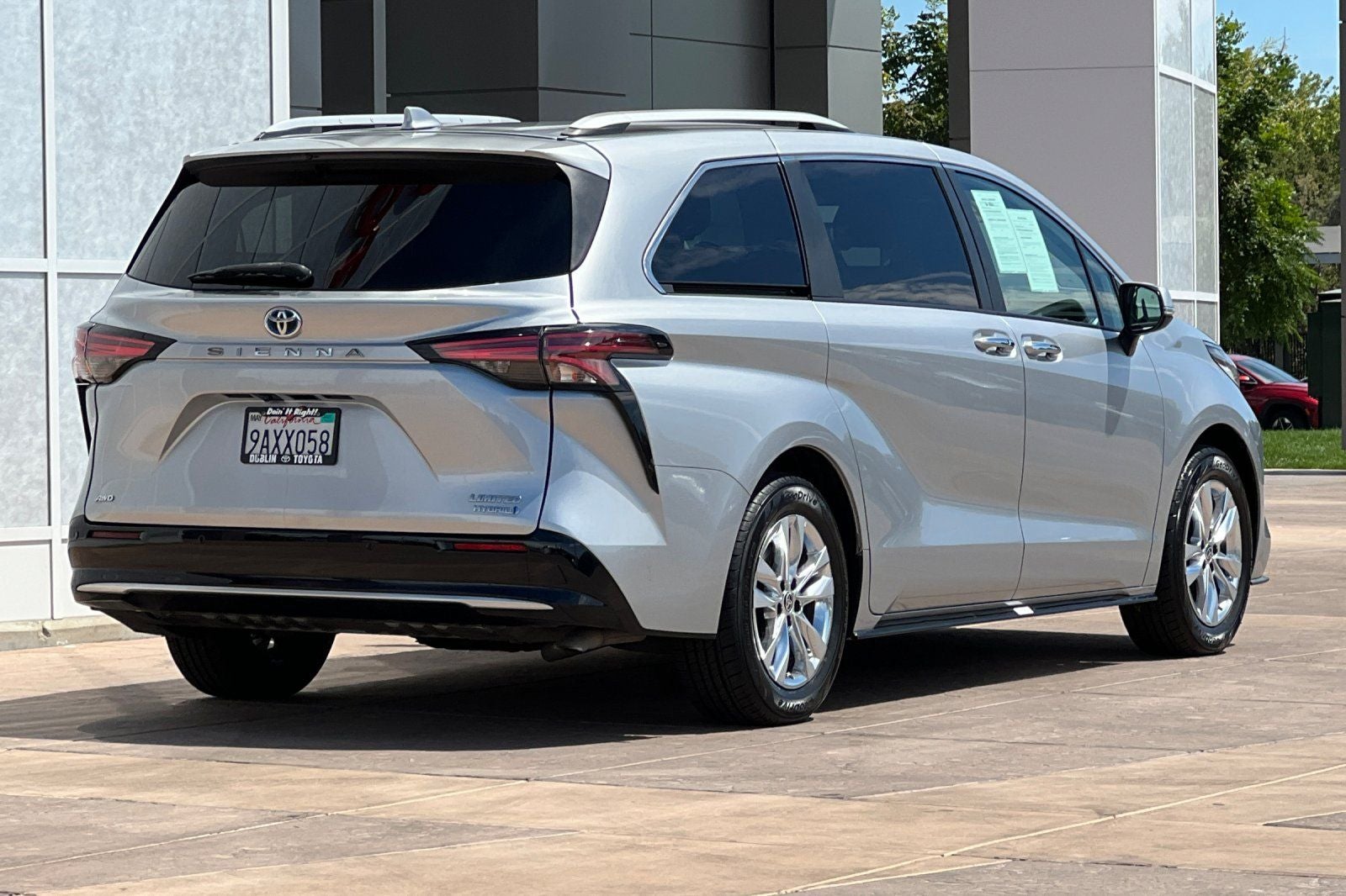 2022 Toyota Sienna Limited 7 Passenger